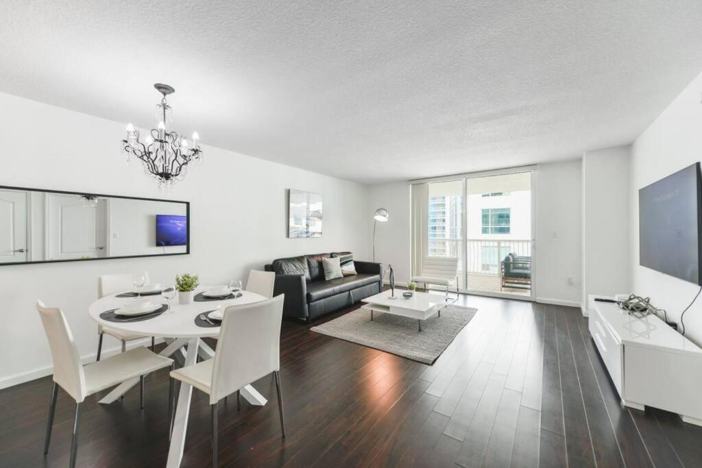 Apartment Awesome At Brickell W Free Parking Miami