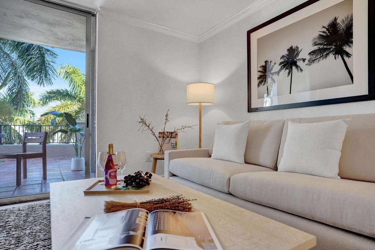 Dharma Coral Gables At Gables Grand Plaza * Miami