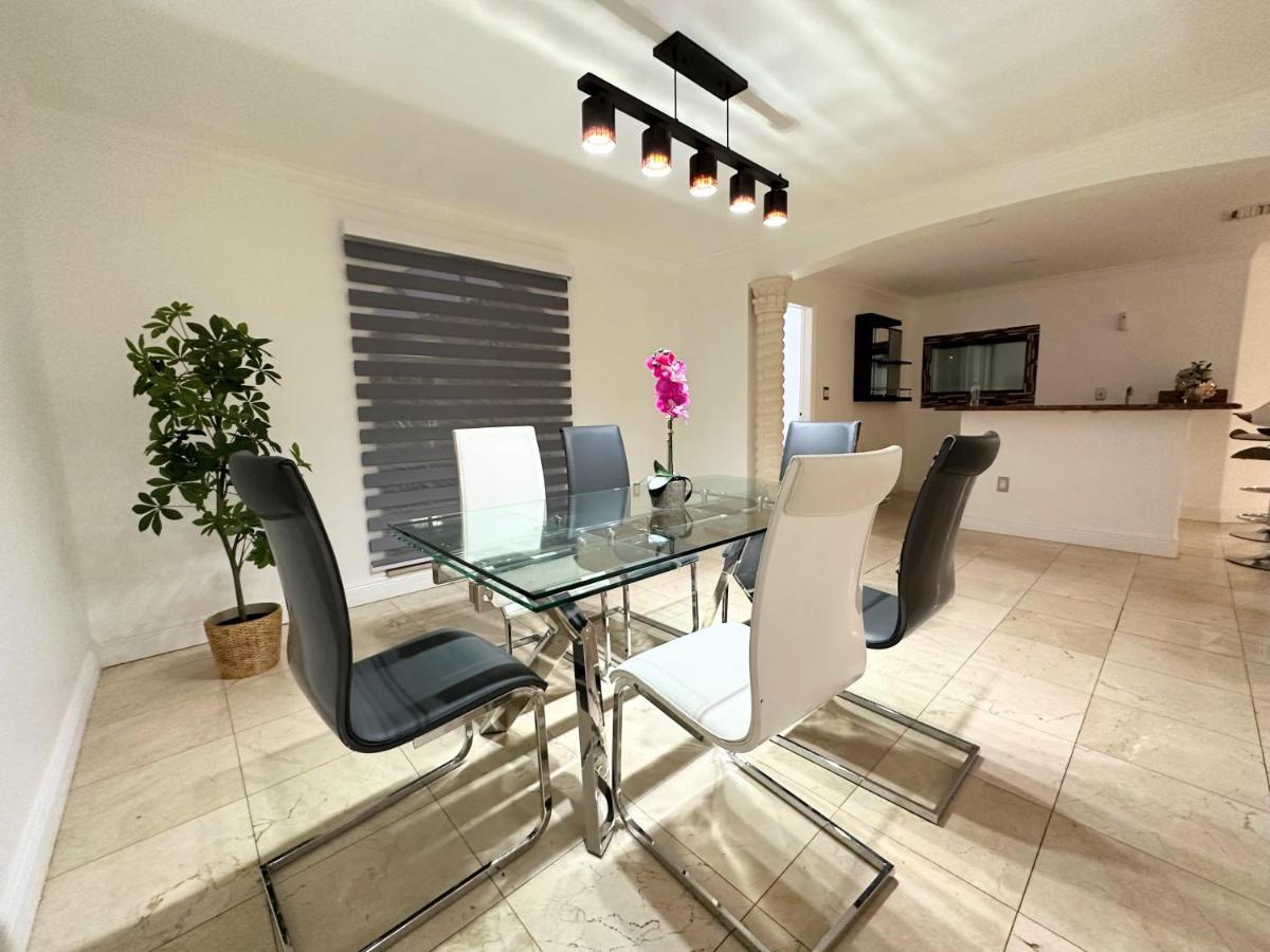 Spacious And Luxurious 4bd 3br House Pool Tub Bbq Private *