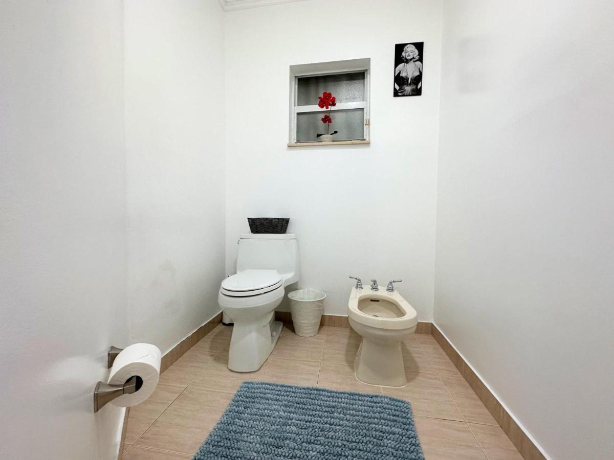 Spacious And Luxurious 4bd 3br House Pool Tub Bbq Private Miami