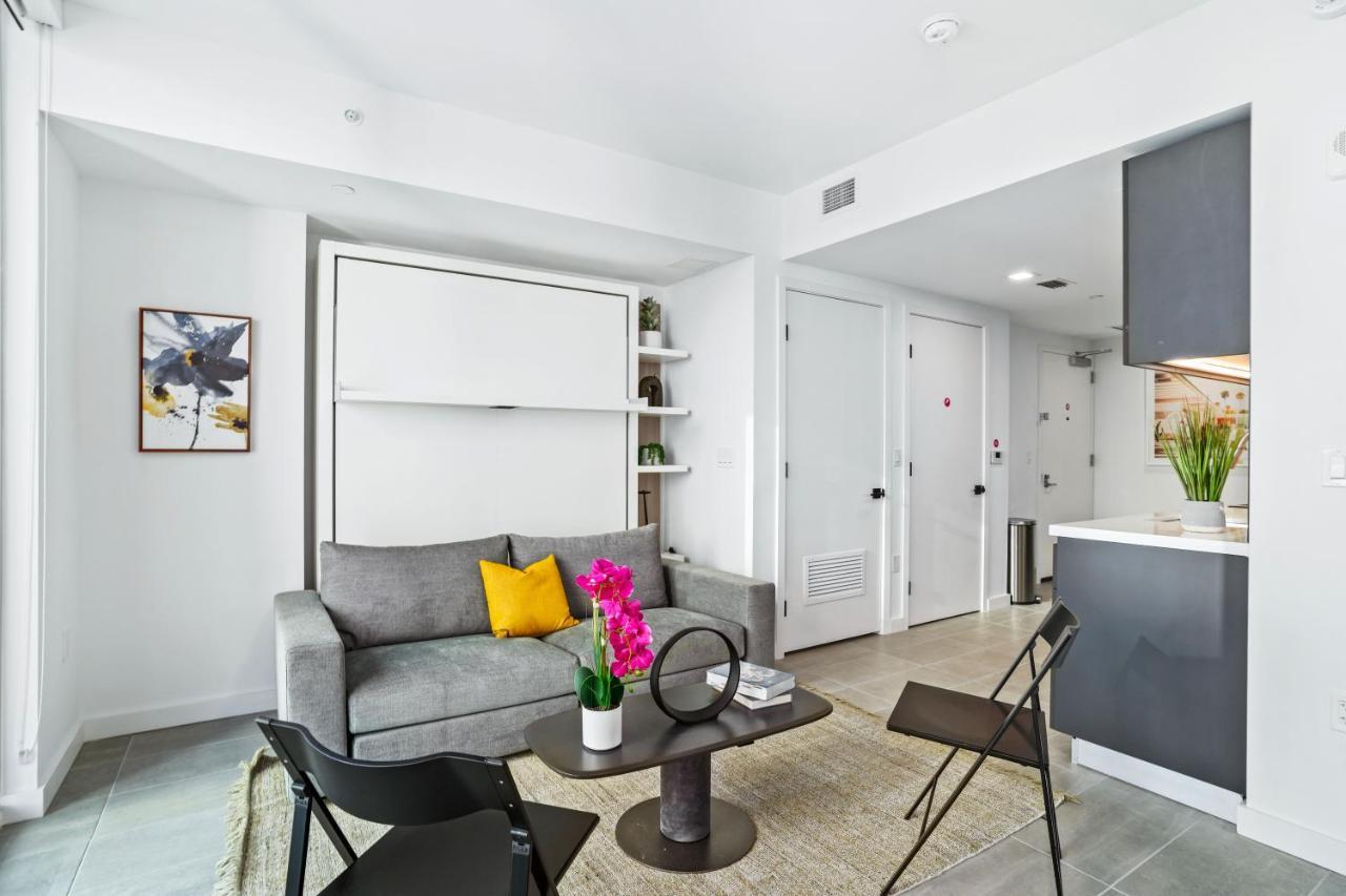 - Casiola Studio's - Near Cruise Terminal, Bayfront Park And Kaseya Center *