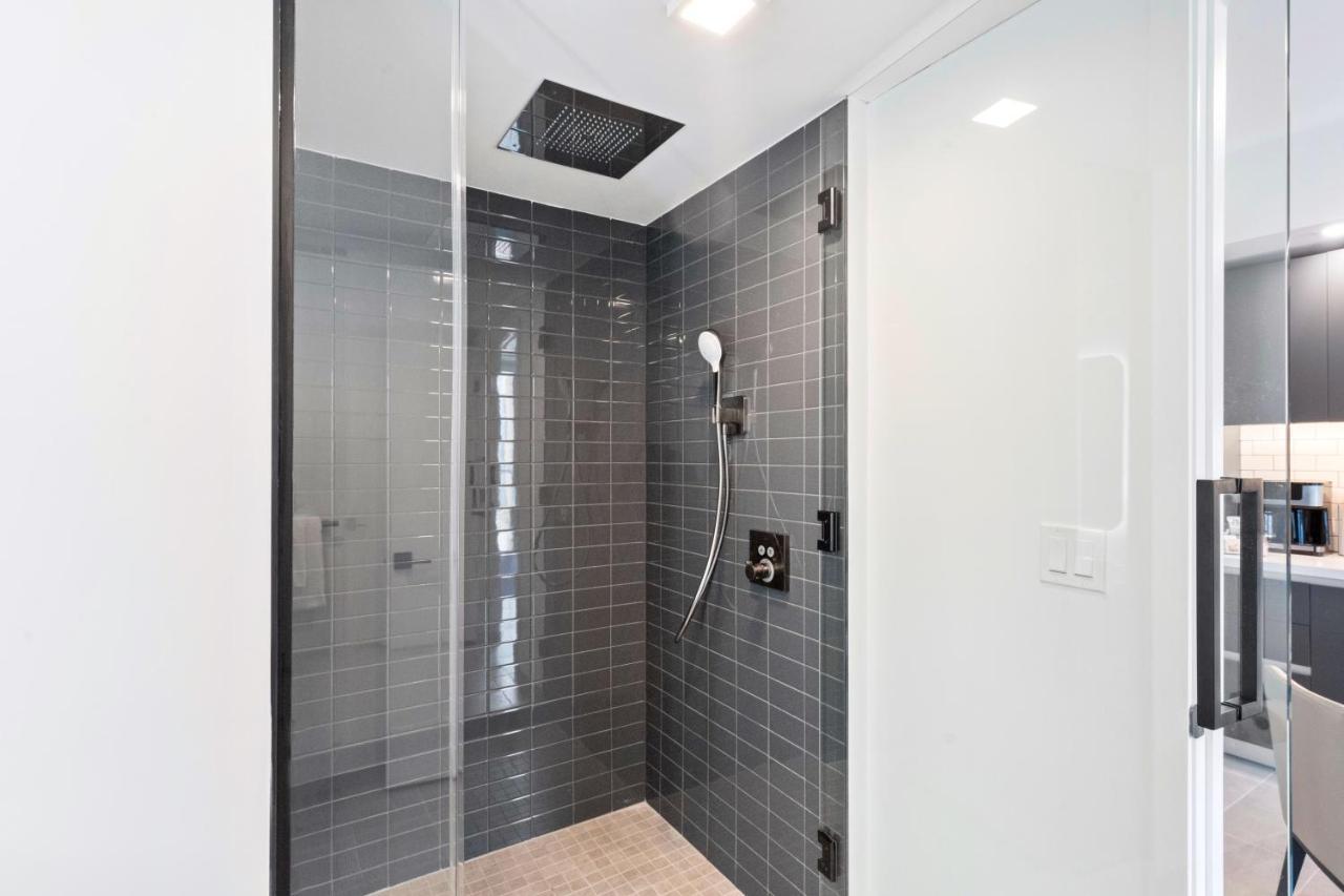 - Casiola Studio's - Near Cruise Terminal, Bayfront Park And Kaseya Center Miami