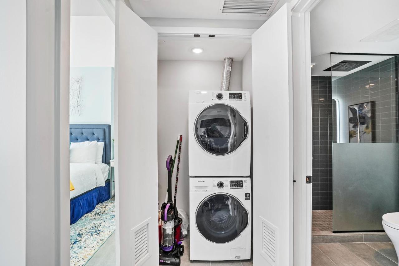 - Casiola Studio's - Near Cruise Terminal, Bayfront Park And Kaseya Center Miami
