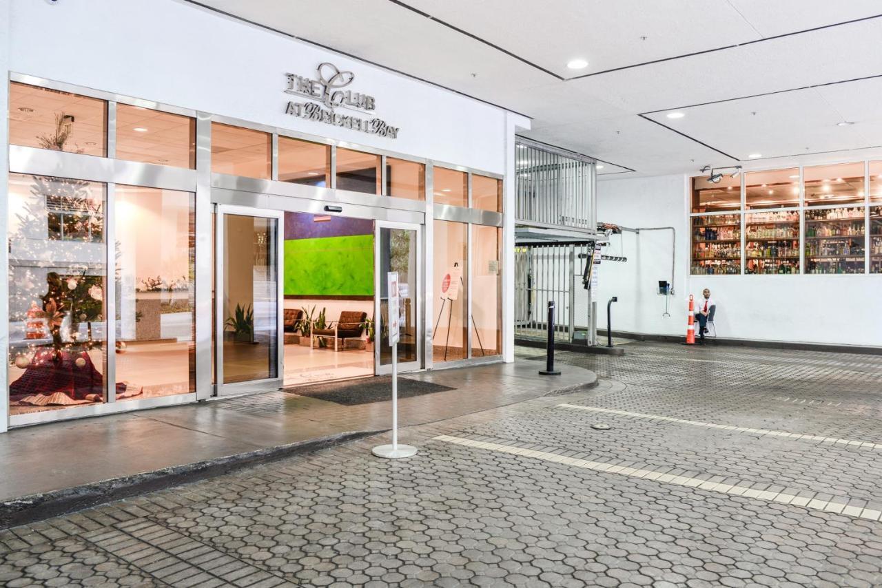 We Host - Amazing Brickell With Ocean-pool View Apartment