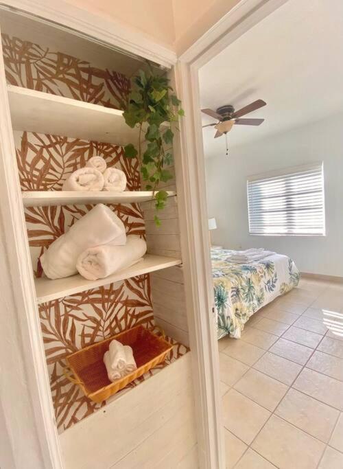 Tropical Charm Little Havana Calle Ocho 2