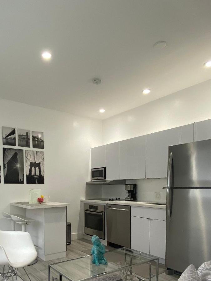 Modern & New,excellent Location Apartment
