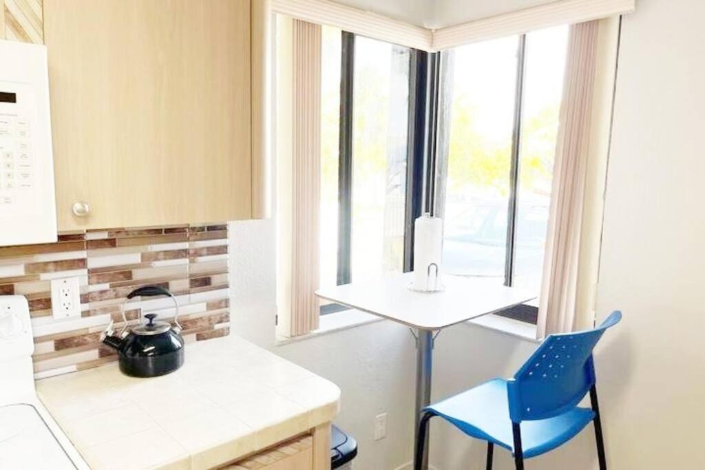 Amazing & Cozy Duplex Near Zoo ! Casa de férias Miami