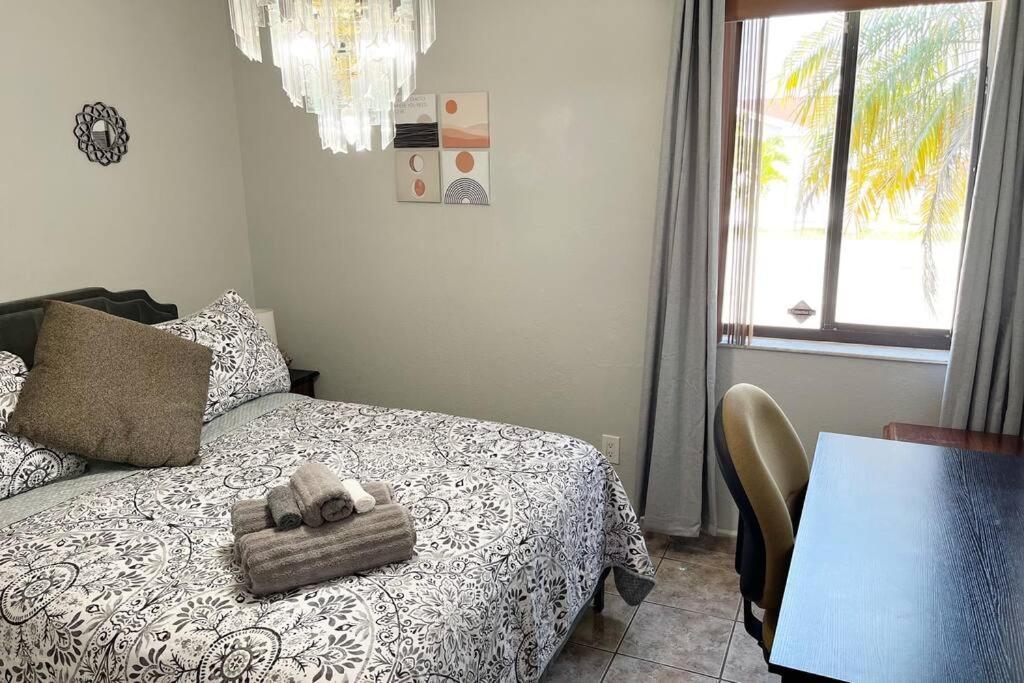 Amazing & Cozy Duplex Near Zoo ! Casa de férias *