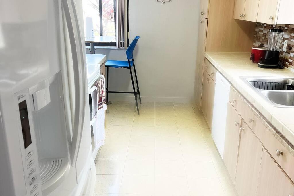 Amazing & Cozy Duplex Near Zoo ! Casa de férias Miami