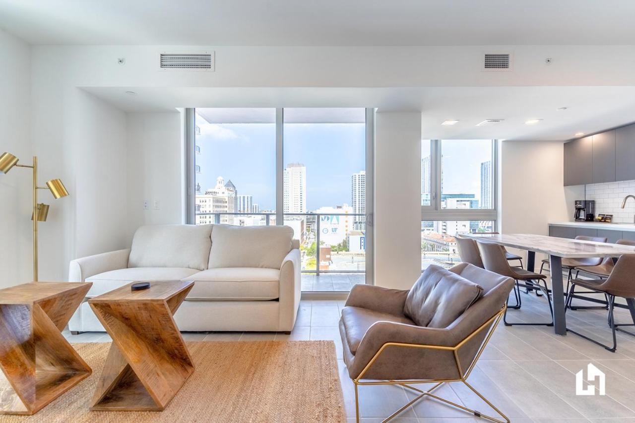 Downtown By Lua Host Apartment