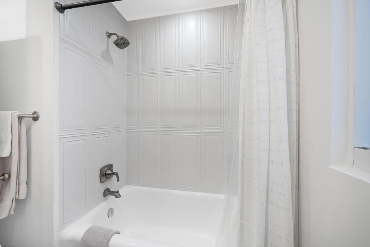Art Deco By Pmi * Miami