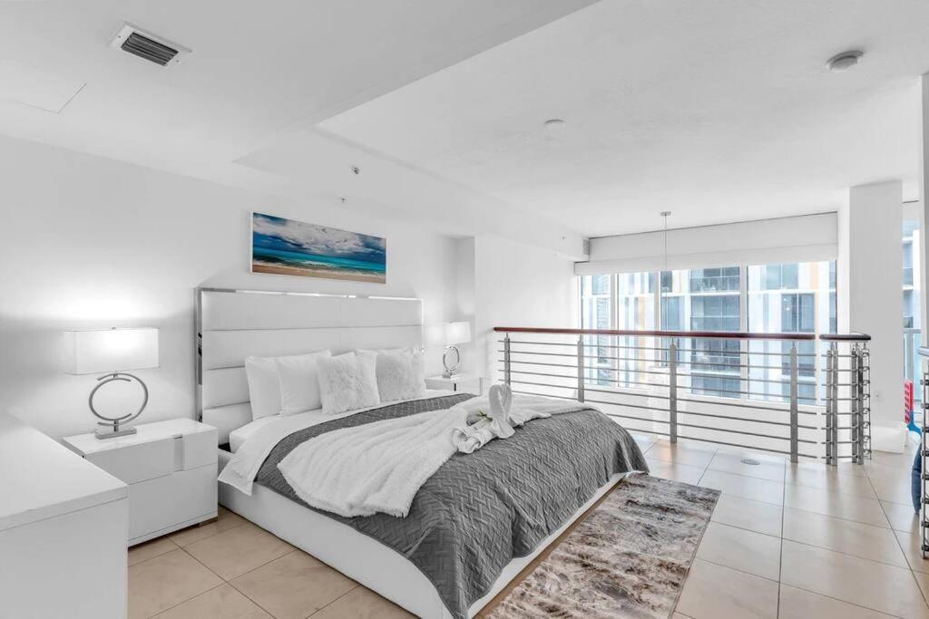 Sublime Views 2br Double Balcony Loft *