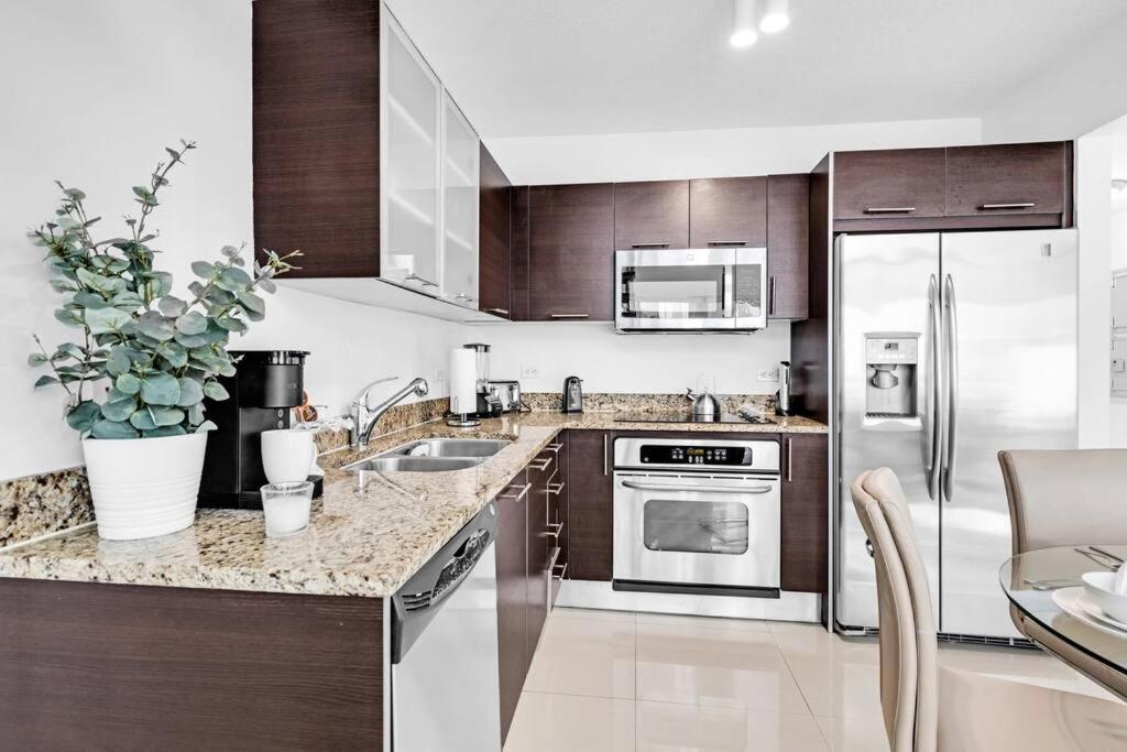 Sublime Views 2br Double Balcony Loft Miami