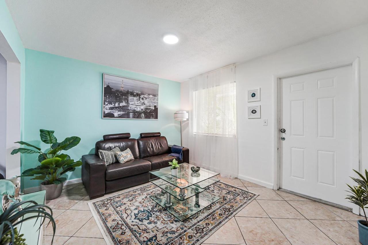 Spacious & Stylish 2br Gem Apartment