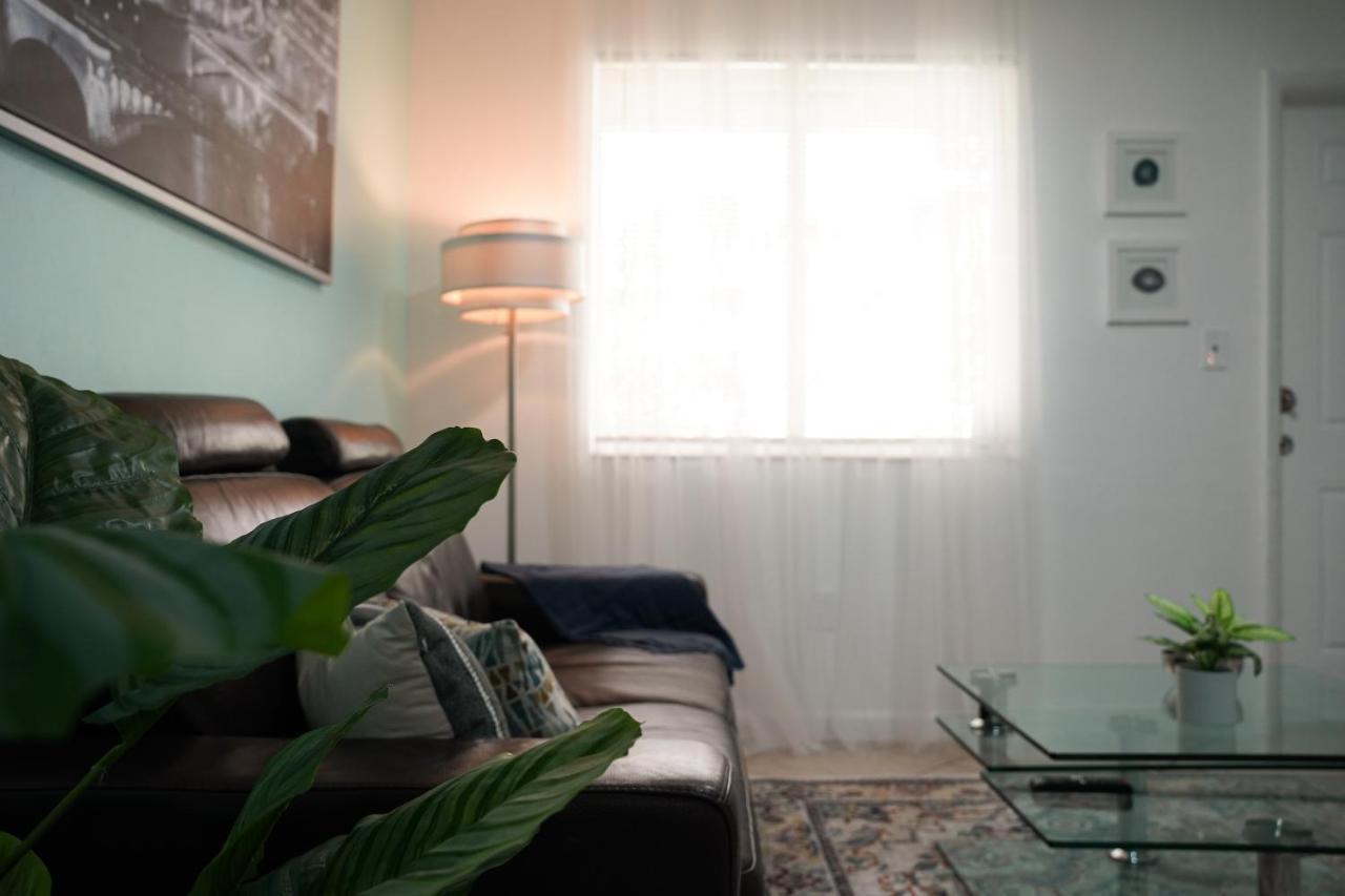 Spacious & Stylish 2br Gem * Miami