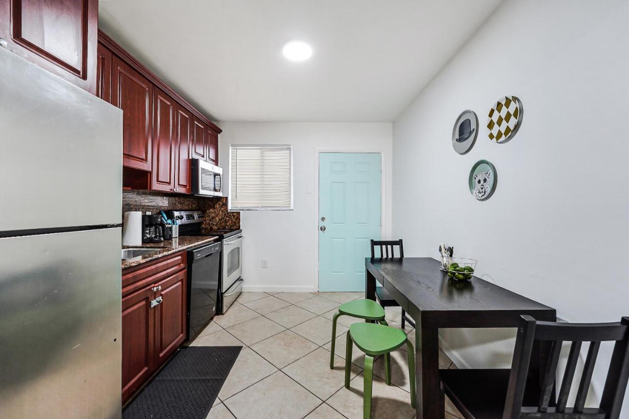 Apartment Spacious & Stylish 2br Gem *