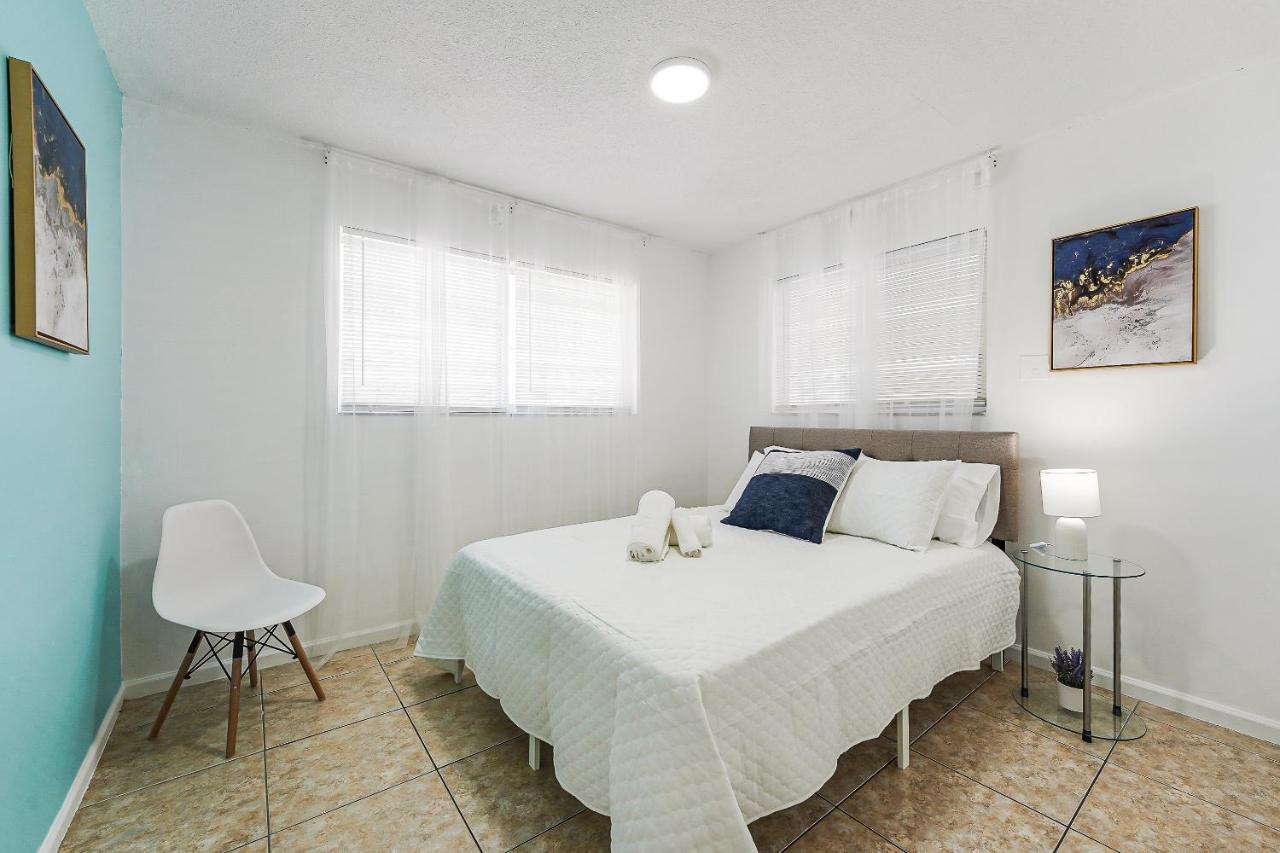 Spacious & Stylish 2br Gem *