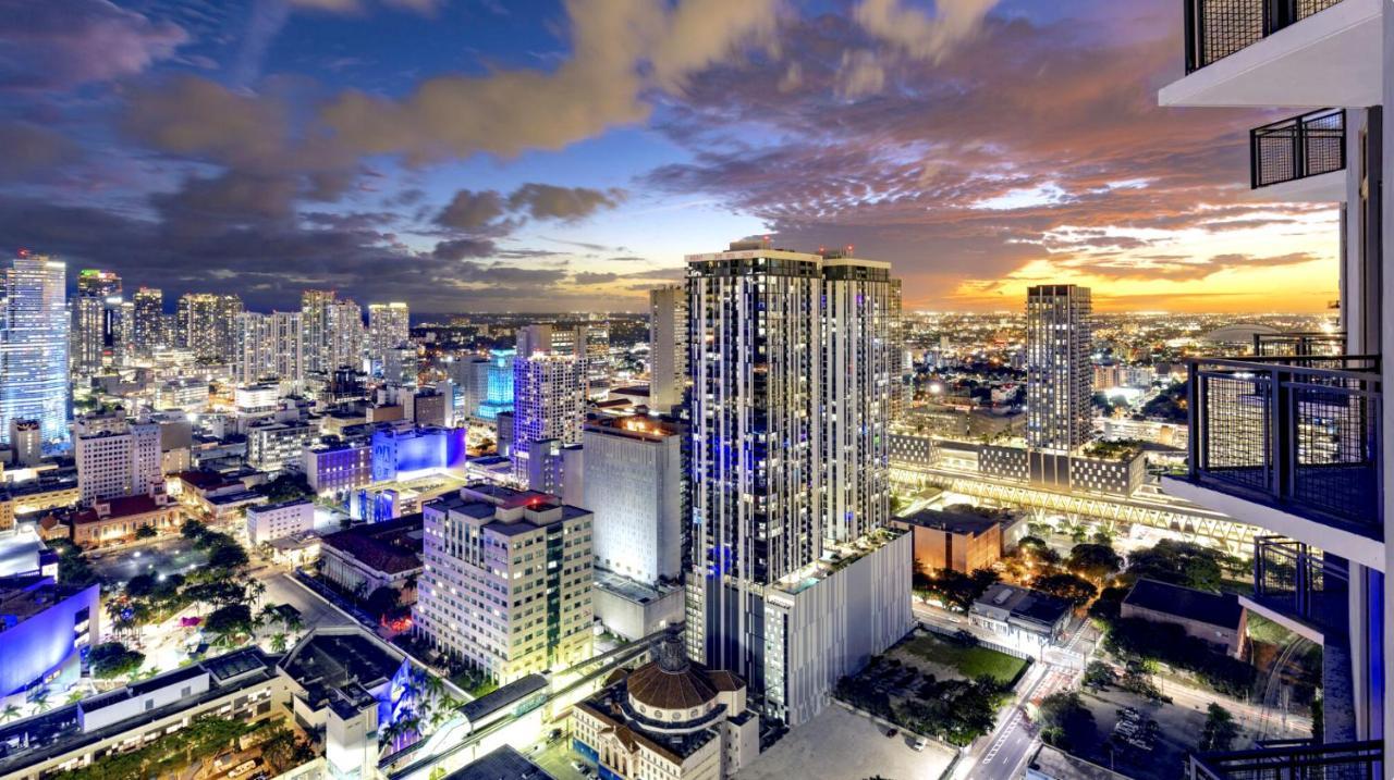 Apartment Complex Full Amenities & Entertainment! Miami