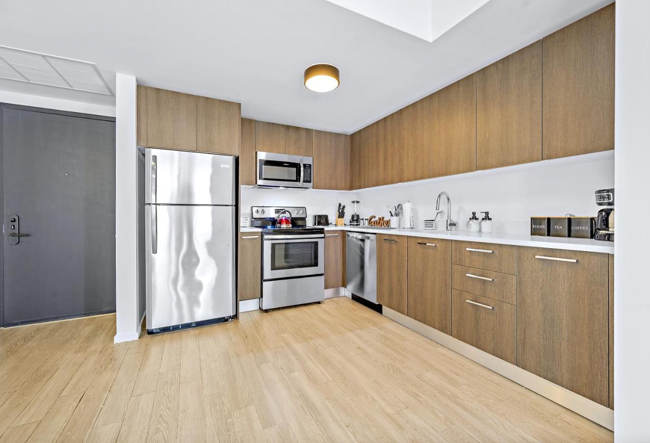 Apartment Complex Full Amenities & Entertainment! *