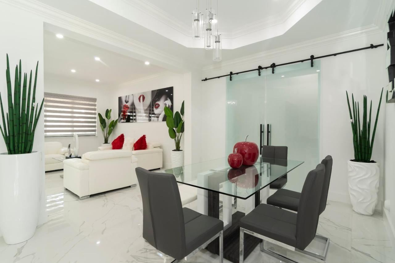 The Tropical Paradise Villa *