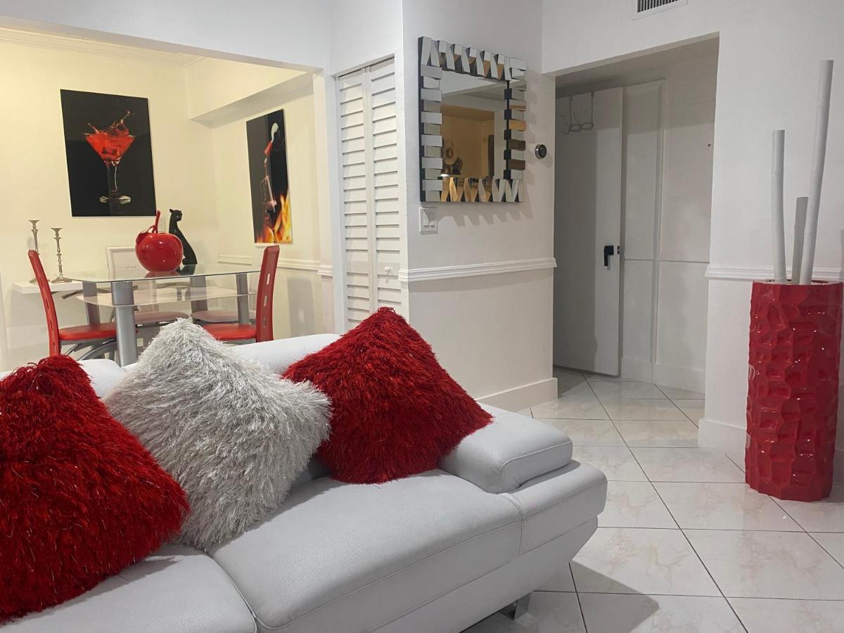 Beautiful House 7 Min From Airport W Free Parking Apartamento Miami