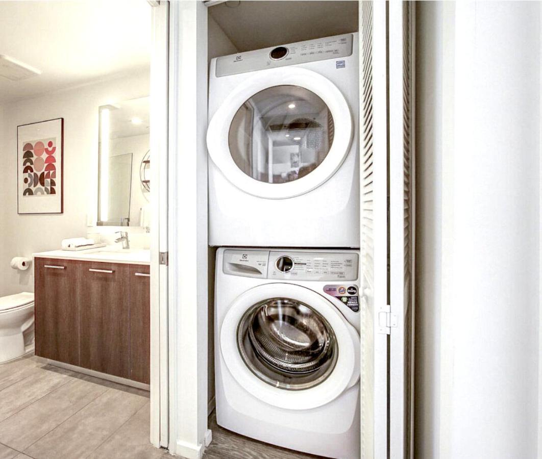Complex Full Amenities & Entertainment! Apartment *
