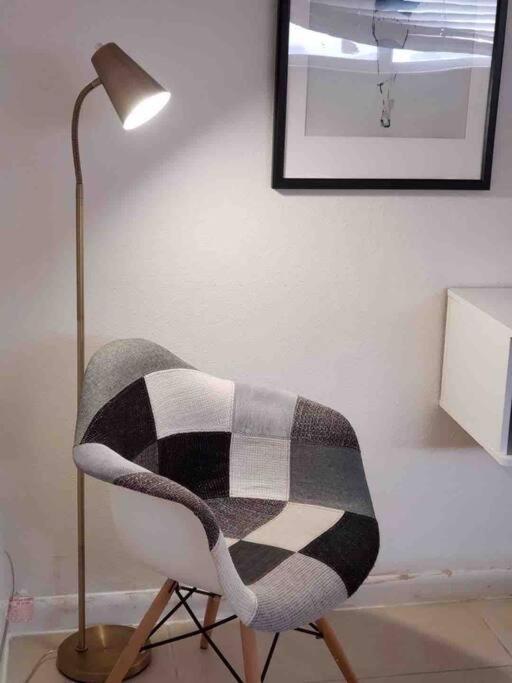Location! In Coconut Grove With Parking *