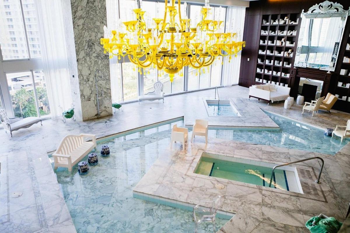 Wonderful 2 Bedroom Icon Brickell With Pool *