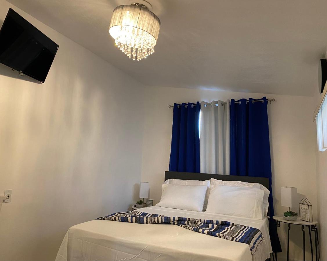 Beautiful House 7 Min From Airport W Free Parking Apartamento Miami