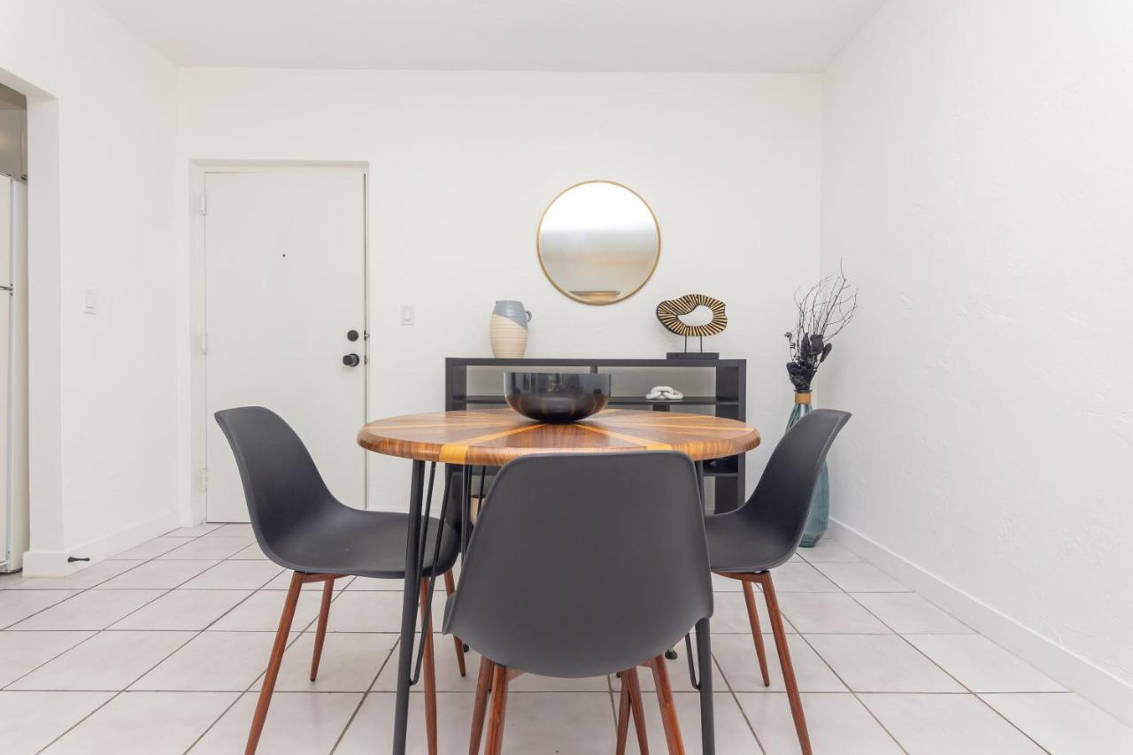 Apartment One Bedroom - With Parking & Balcony - Heart Of Wynwood *