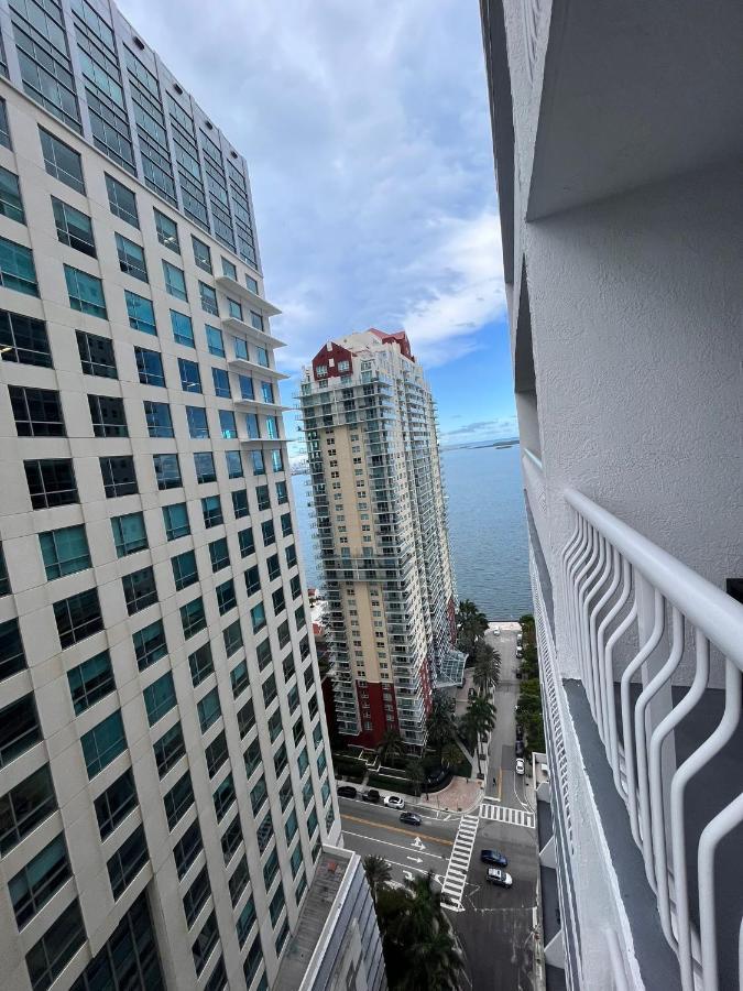 In Brickell With Pool, Gym, Free Parking And Game