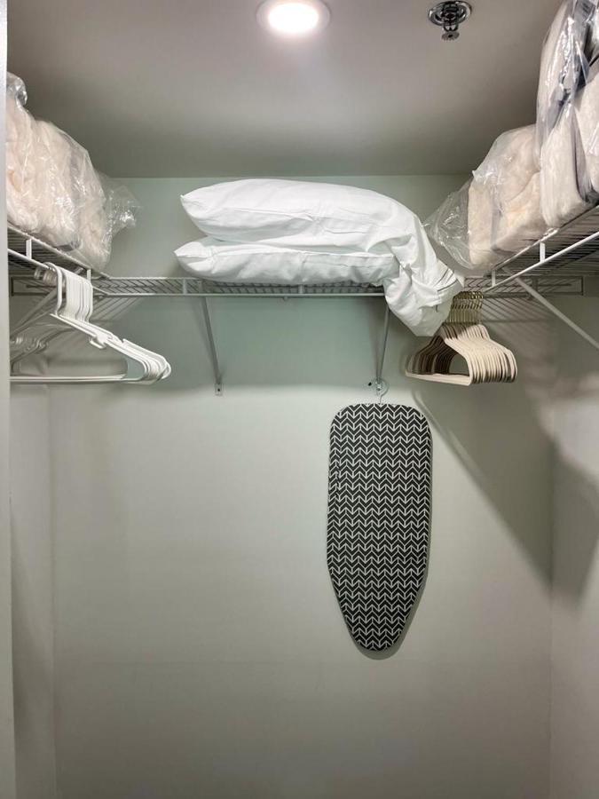 Apartment In Brickell With Pool, Gym, Free Parking And Game Miami