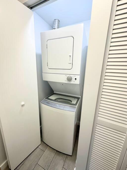Cozy 2 1 Calle Ocho Brickell Grill Apartment Miami
