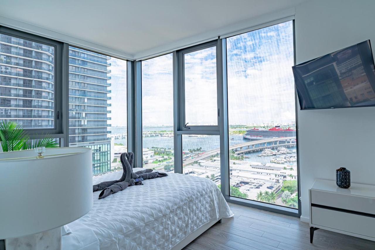 Luxurious 2-bed With Breathtaking Bay Views!! * Miami