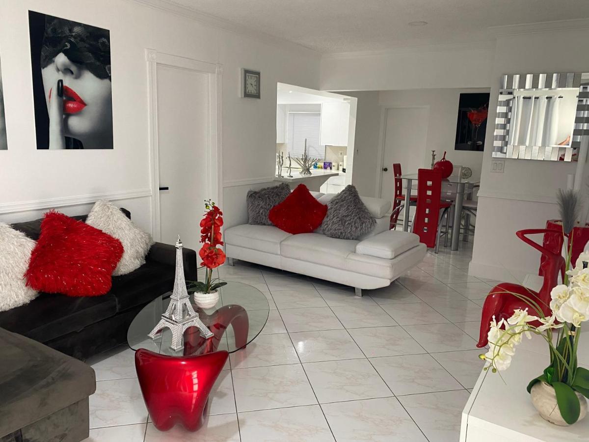 Apartamento Beautiful House 7 Min From Airport W Free Parking