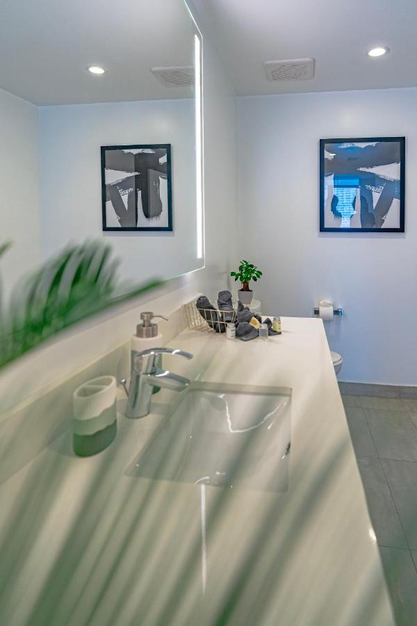 Luxurious 2-bed With Breathtaking Bay Views!! * Miami