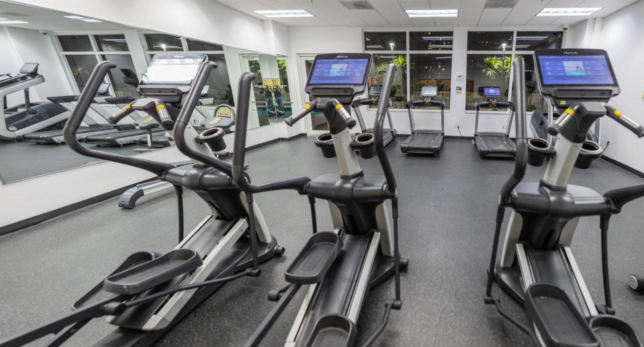 In Brickell With Pool, Gym, Free Parking And Game * Miami