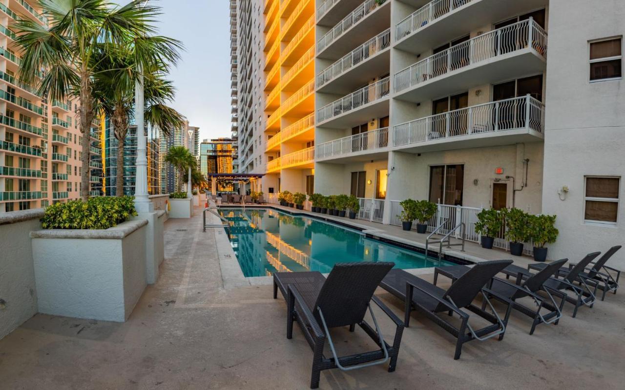 Apartment In Brickell With Pool, Gym, Free Parking And Game *