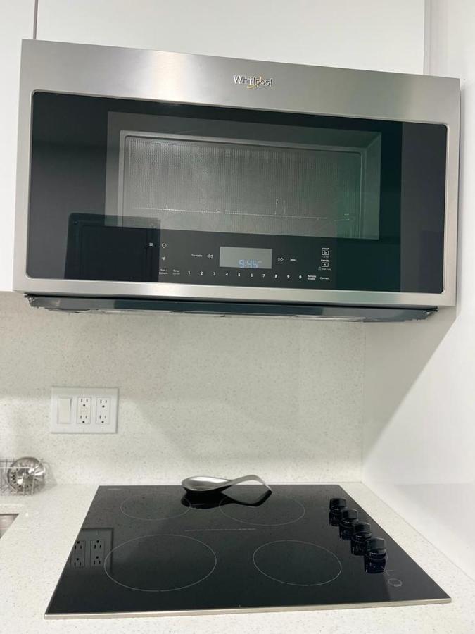 In Brickell With Pool, Gym, Free Parking And Game Apartment Miami
