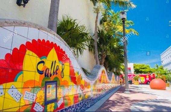 New Private Magic Of Miami, Gated Parking Hospedagem domiciliar *