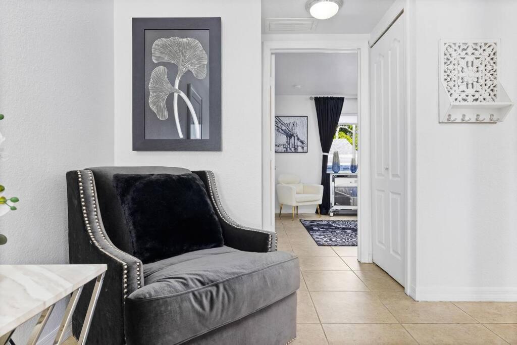 Beautiful In The Heart Of Apt 8 *