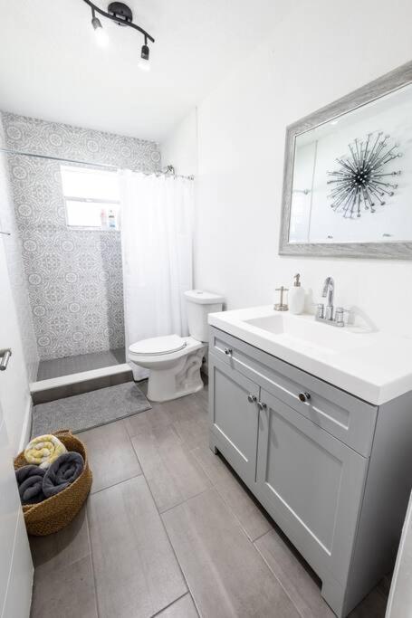 Close To Port Cruise, Steps To Wynwood. Up To 8 Pp