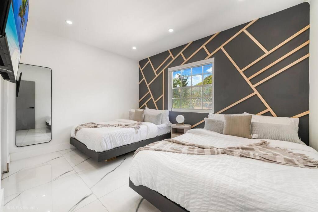 6Br Ultimate Retreat Pool, Sports Court & Bbq L10