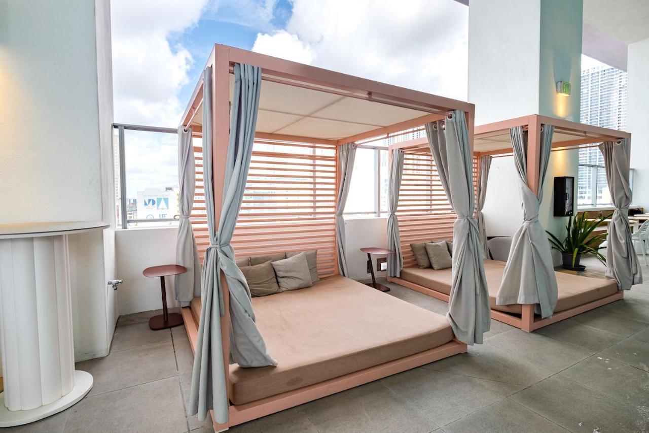 Fabulous With Pool, Gym, Lounge - Prime Location, Apartment *