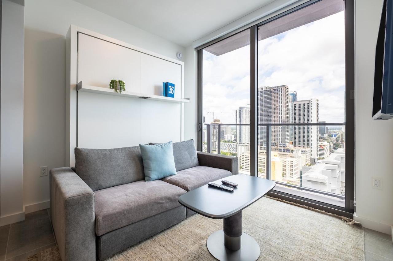 Fabulous With Pool, Gym, Lounge - Prime Location, Miami