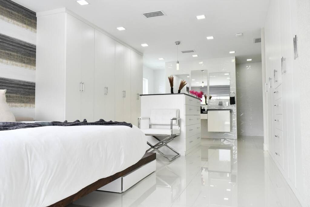 Luxurious With Bbq, Hot Tub, Heated Pool & Wifi - L36 Casa de férias