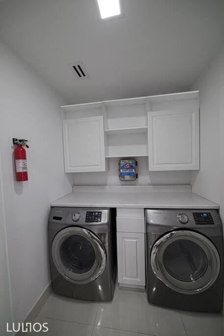 Luxurious With Bbq, Hot Tub, Heated Pool & Wifi - L36 Casa de férias Miami