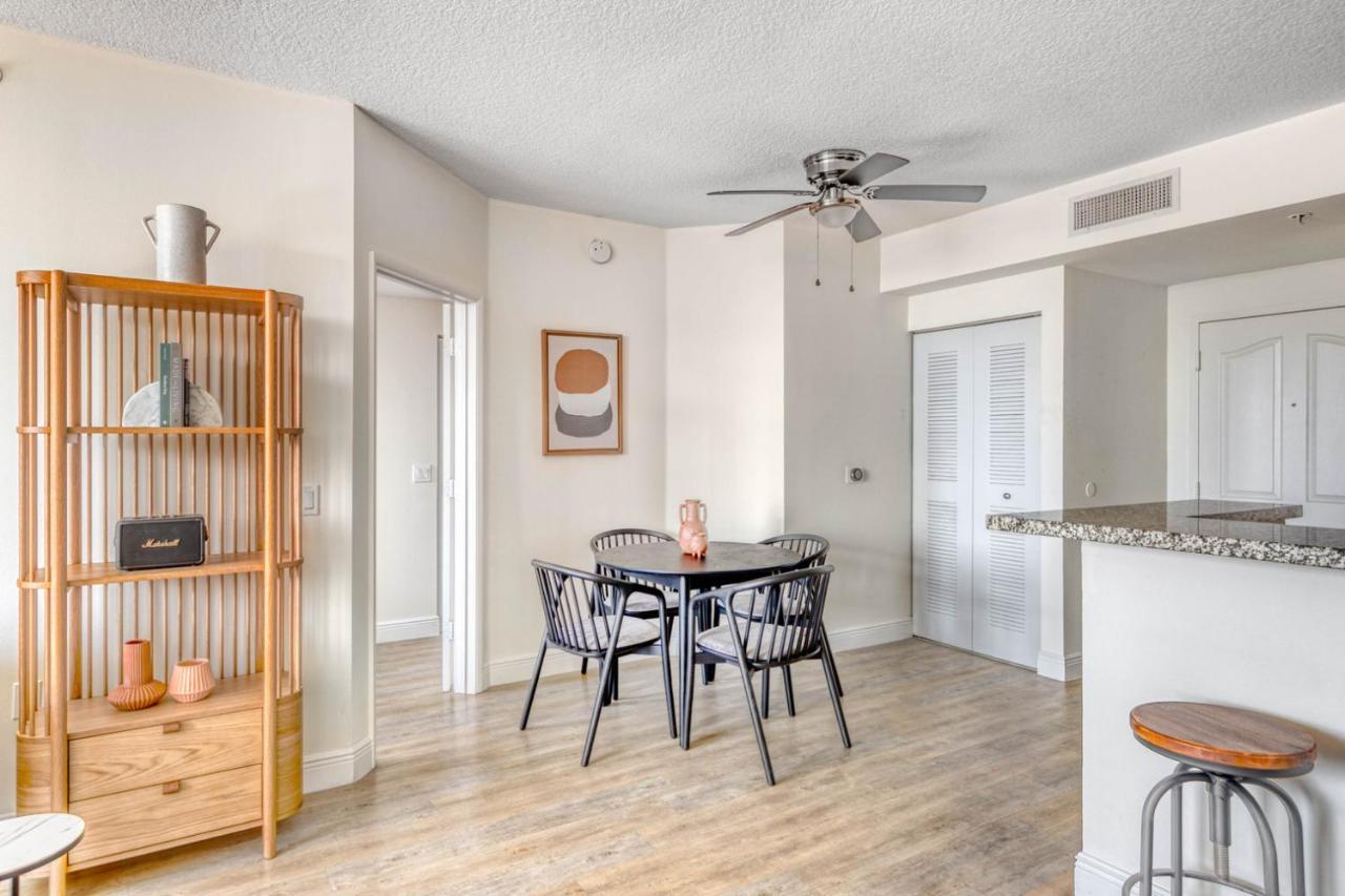 Coral Gables 2br W Wd Pool Gym Near Shops Mia-46 Apartment *