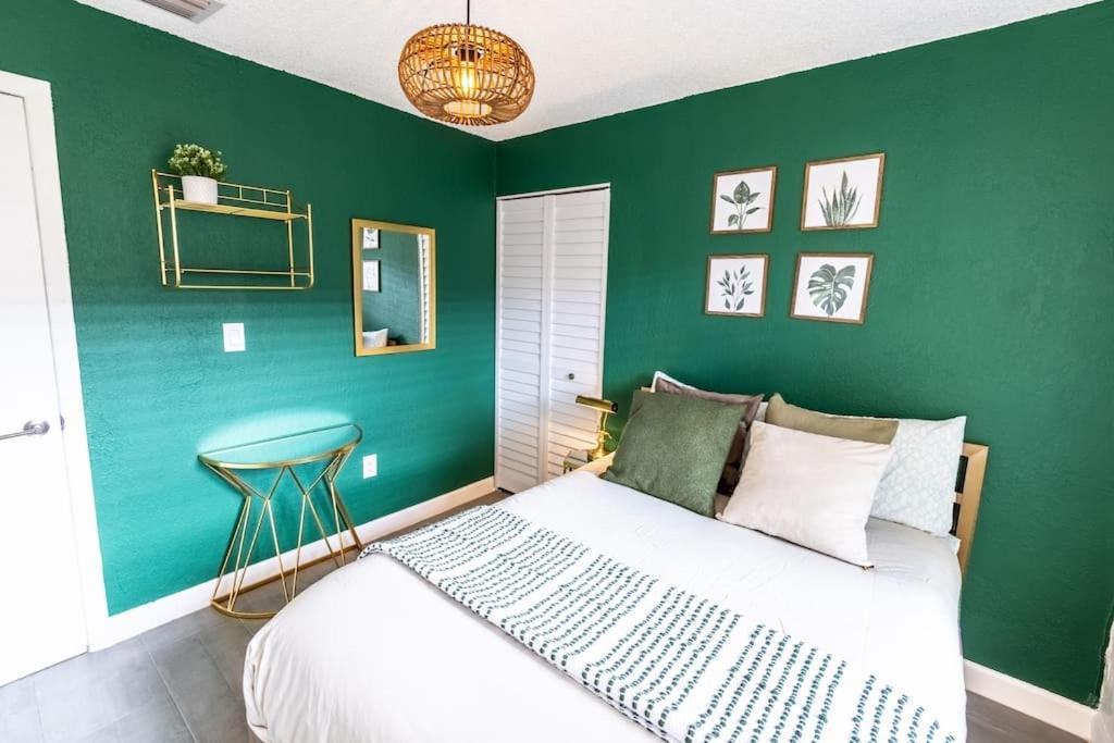 Close To Port Cruise, Steps To Wynwood. Up To 8 Pp