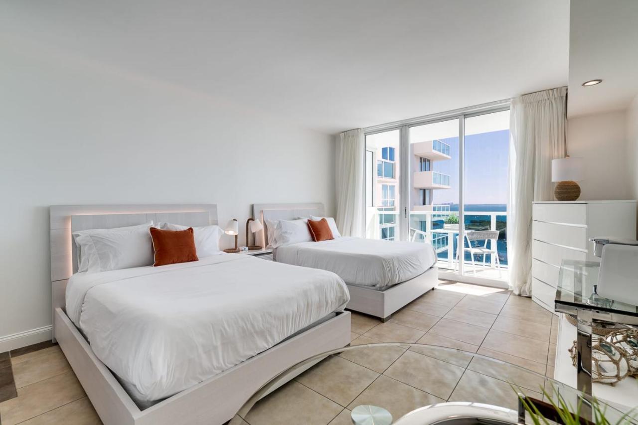Casa de férias Ocean View Balcony Steps From Restaurants, Peacock Park & Marina Miami